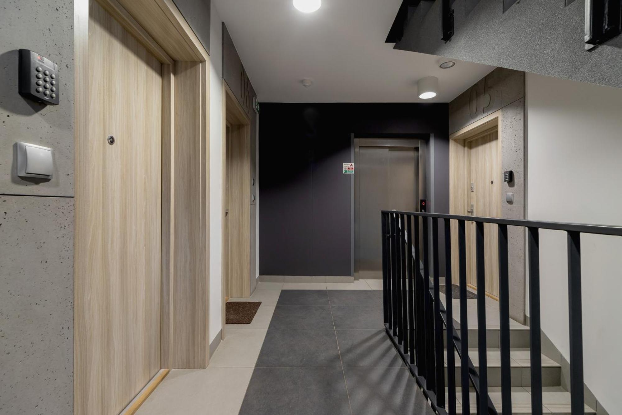 Cracow Miodowa 42 Elegant By Renters Apartment *
